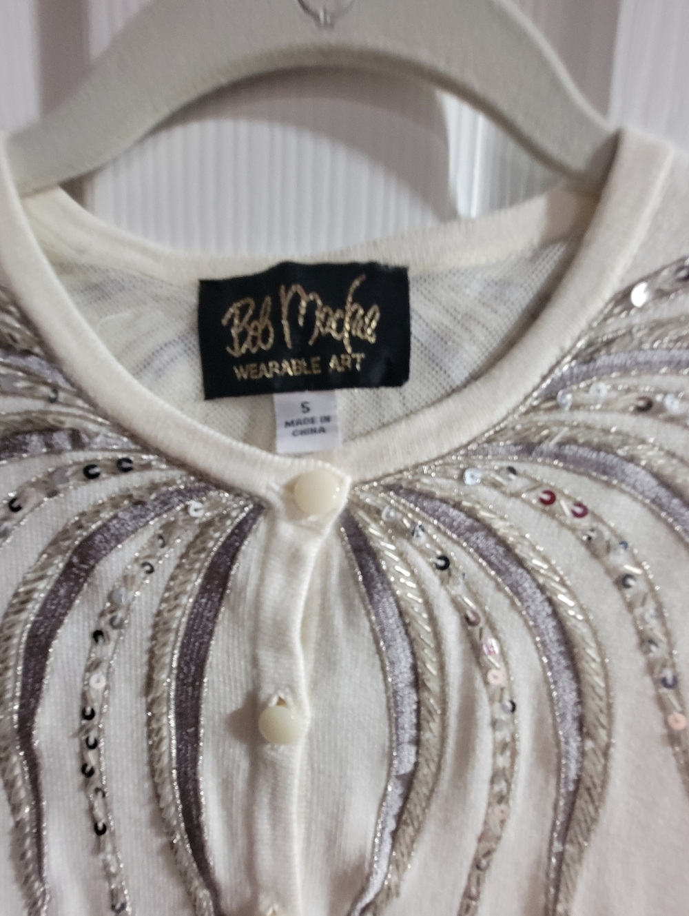 Like New- Bob Mackie's Cute Blouse- Size Small - Picture 2 of 4